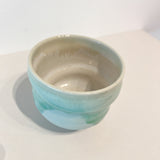 湯呑み / バージニア・クリセヴィシュート