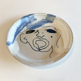 お皿 / バージニア・クリセヴィシュート