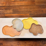 うねうね皿(Yellow・大)/ 青柳あづみ