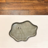 うねうね皿(Gray・大)/ 青柳あづみ