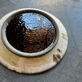 平皿E / バージニア・クリセヴィシュート