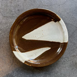 平皿C / バージニア・クリセヴィシュート