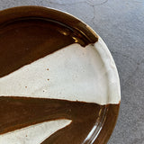 平皿C / バージニア・クリセヴィシュート