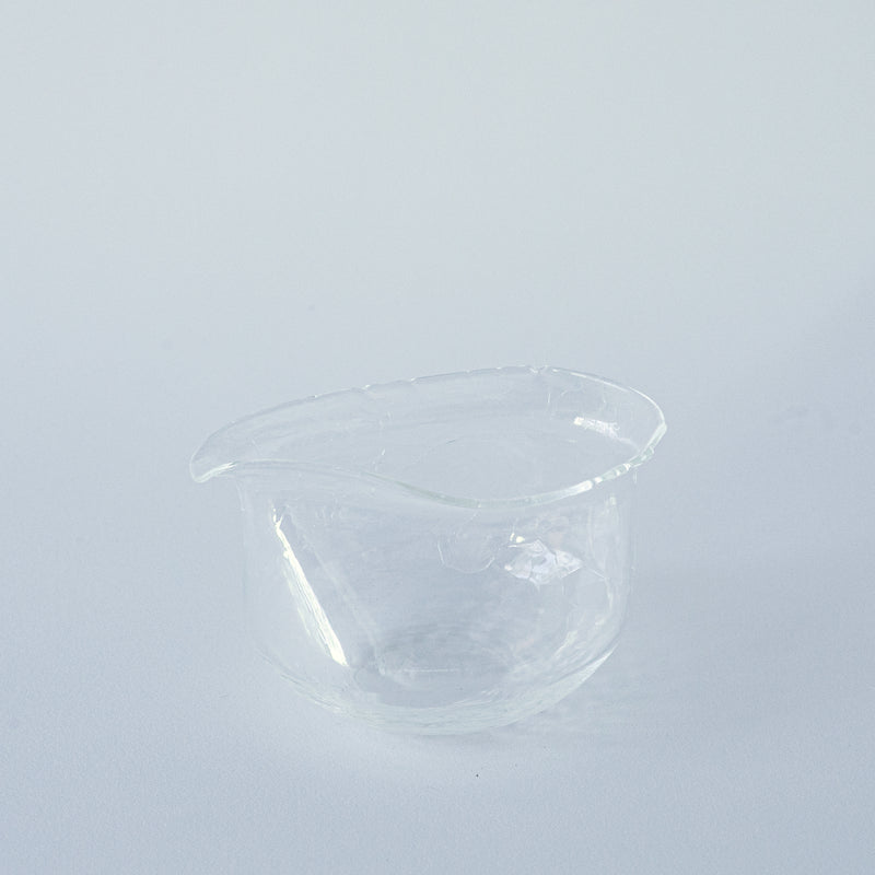 氷紋片口