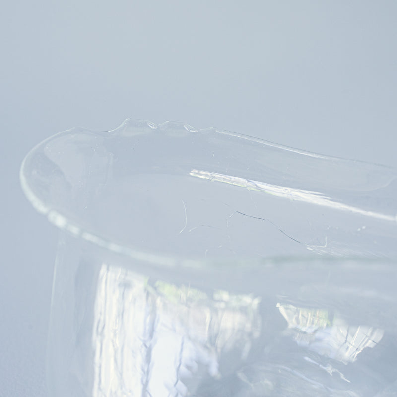 氷紋片口