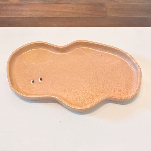 うねうね皿（Pink・大）/ 青柳あづみ – Gallery John -Kamakura-